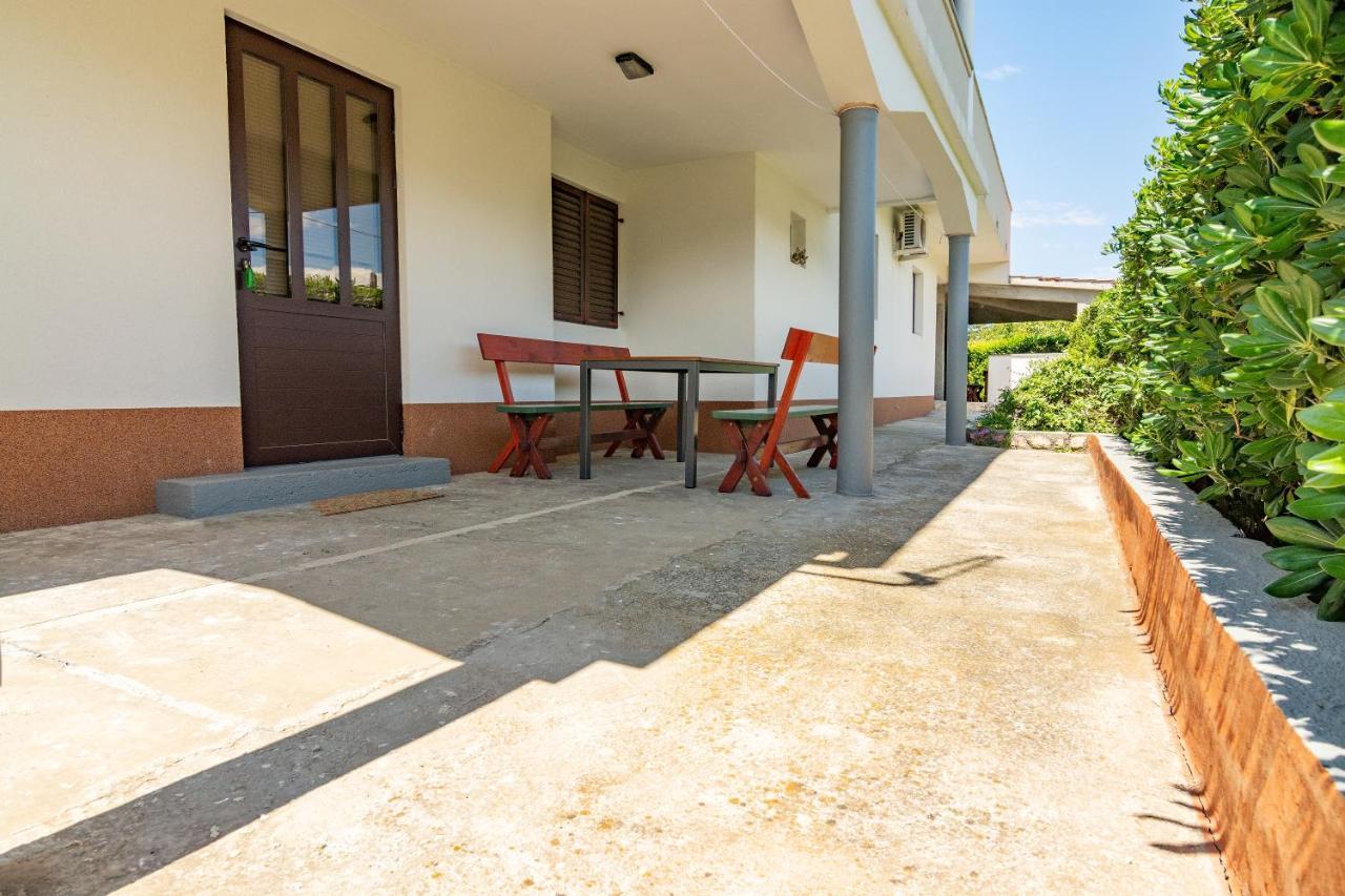 Apartment Dumicic 2 Mundanije Exterior photo